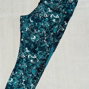 Under Armour Blue Patterned Compression Leggings